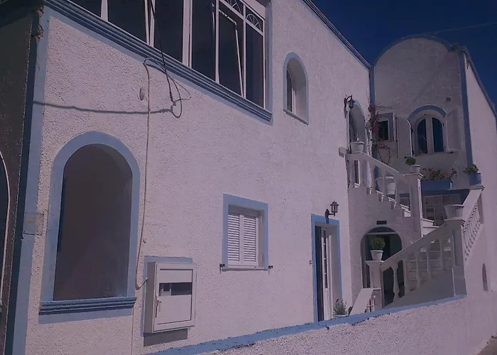 Ptolemeos Fira (Santorini)