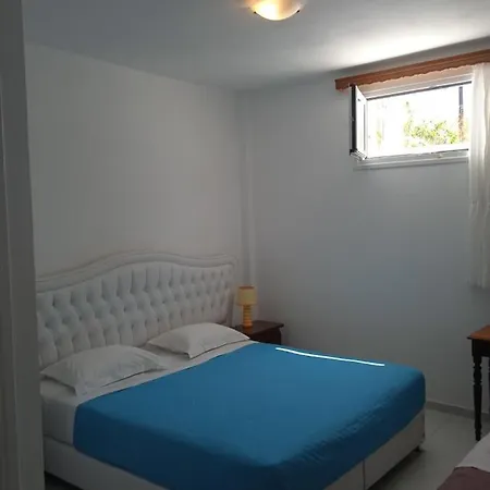 Pension Ptolemeos Fira (Santorini)